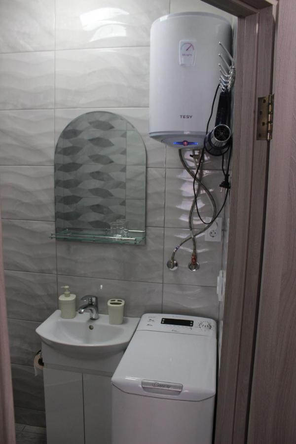 Apartments In Kharkiv Exterior photo